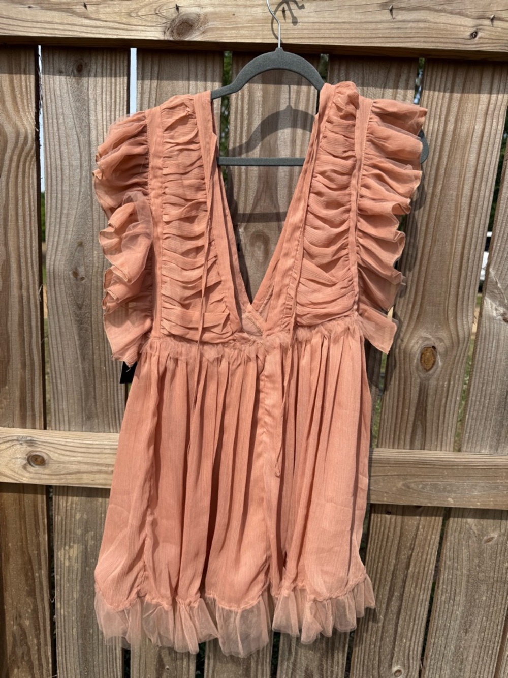 Lulu's Dusty Peach Ruffled Romper - Picture 2 of 6